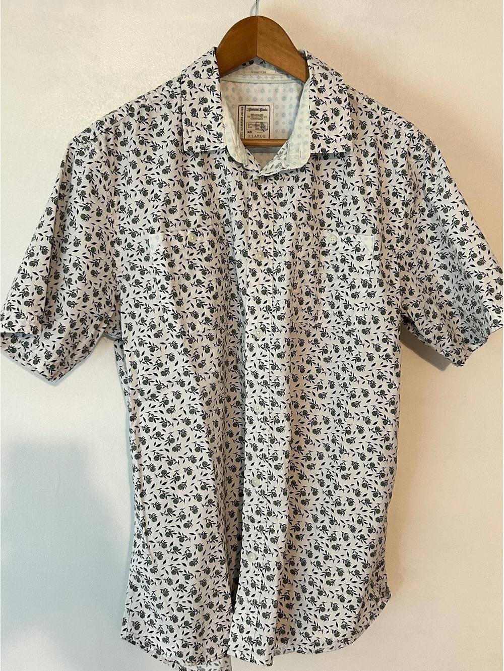 Banana Republic Men's Floral Print Button-Up Shirt XL-0030